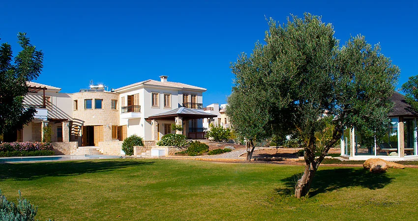 ANTALYA KONYAALTIN DA LUX MÜSTAKİL HAVUZLU VILLA