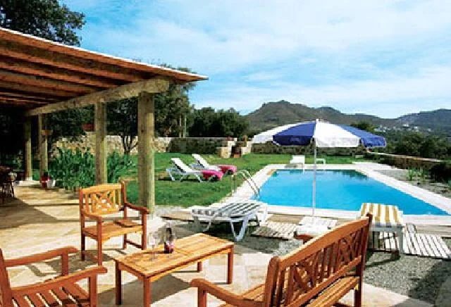 GÜMÜŞLÜKTE DOĞA MANZARALI LÜKS VİLLA